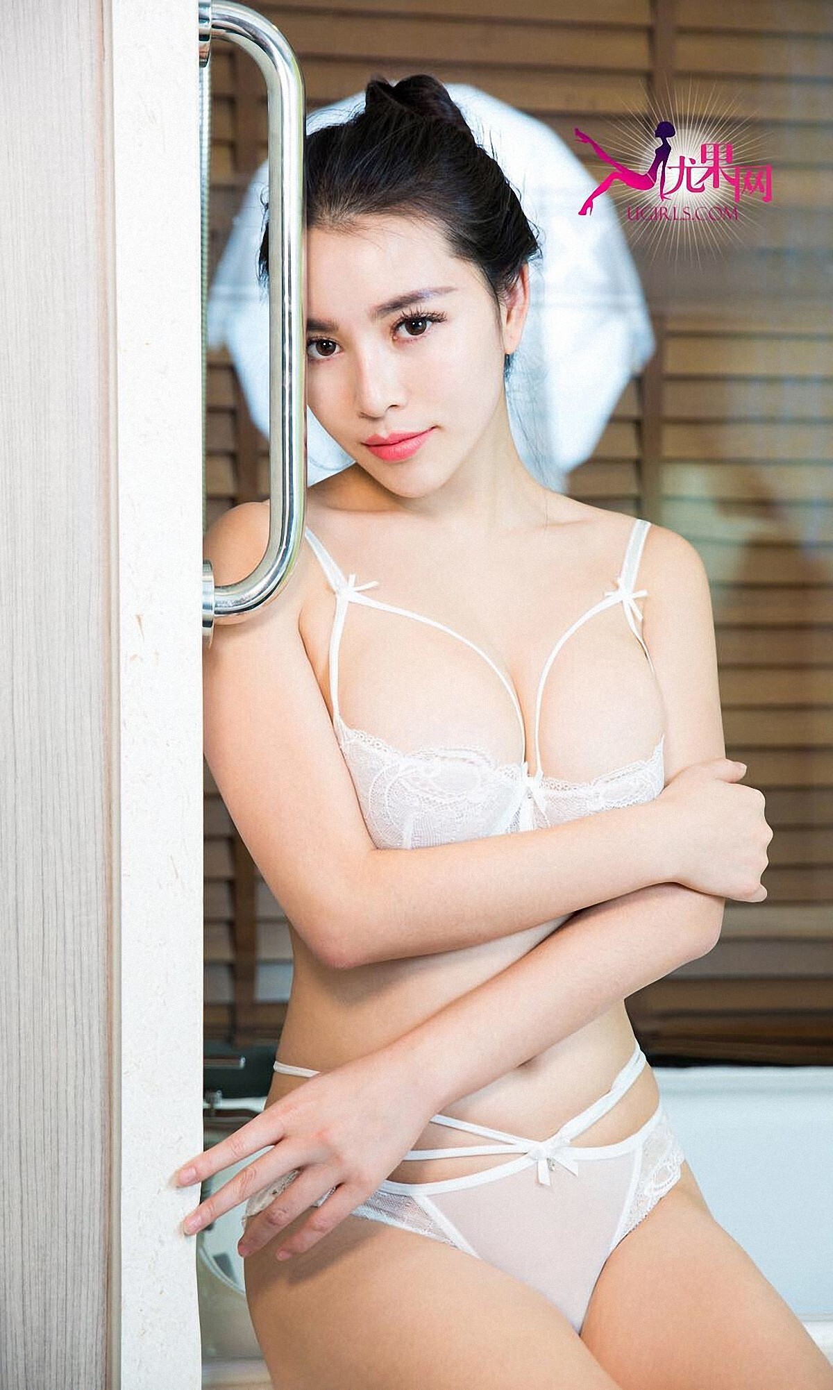 [Ugirls爱尤物]APP2015 No.229 杨依